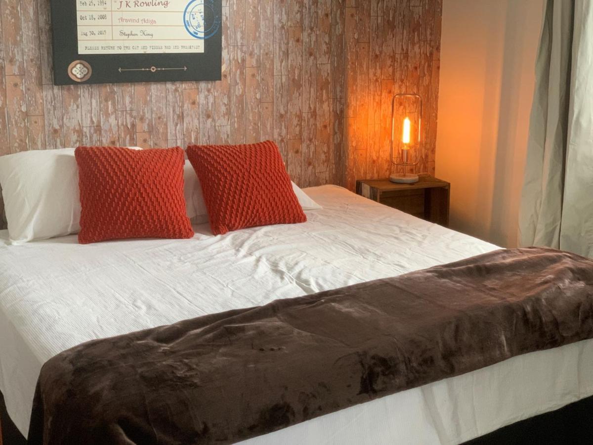 Cat And Fiddle Balmain Hotel Sydney Luaran gambar